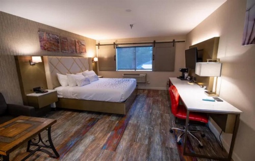 Empieria High Sierra Hotel image 19